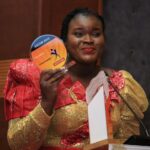 Élisabeth APAMPA, une étoile qui brille au firmament de la communication africaine